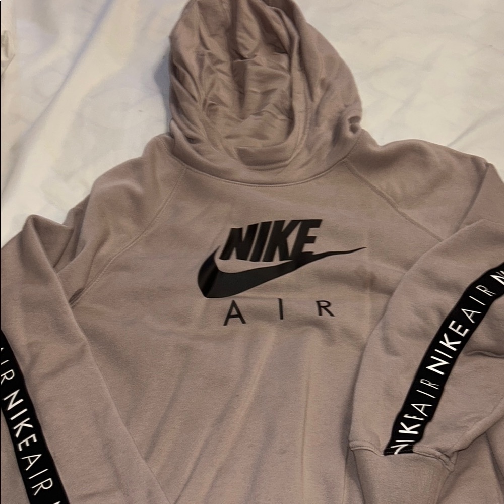 Nike Gray/lavender Hoodie with Iconic Branding
